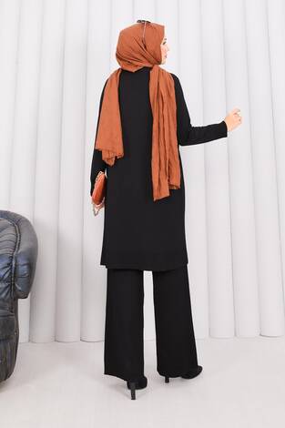 İnci Kelebek Broşlu Tesettür Triko Takım Siyah - Thumbnail