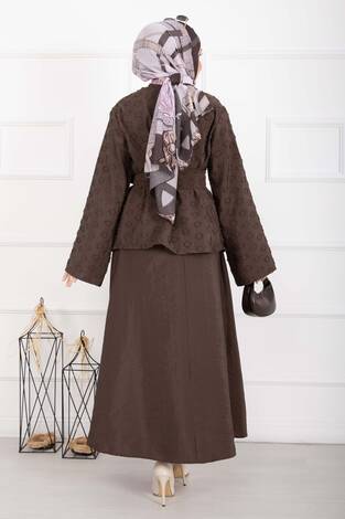 Kabartma Dokulu Kuşaklı Etek Takım Kahve - Thumbnail