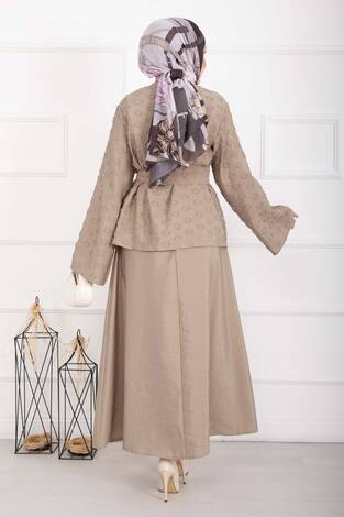 Kabartma Dokulu Kuşaklı Etek Takım Vizon - Thumbnail