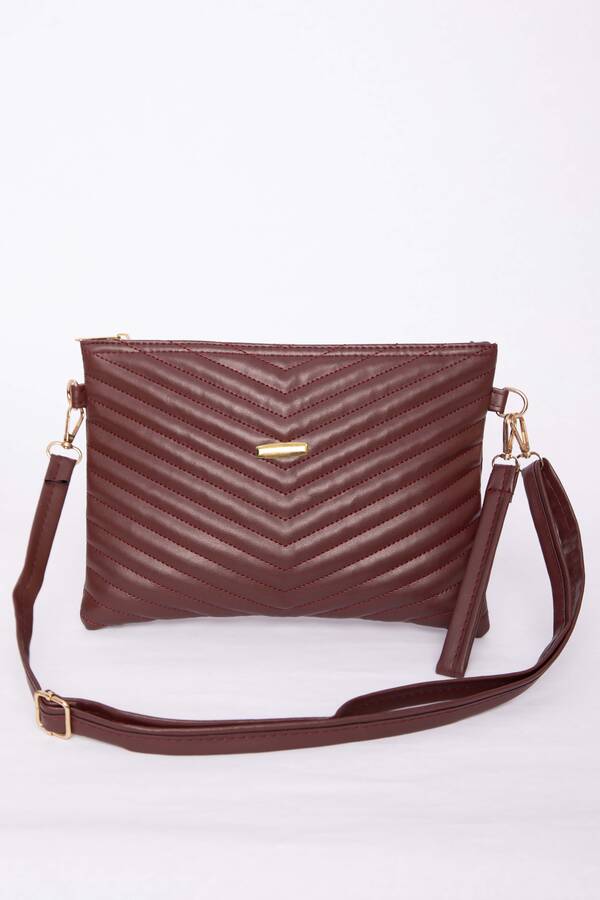 Dmç - Kapitone Desenli Fermuarlı Portföy Çanta Bordo (1)