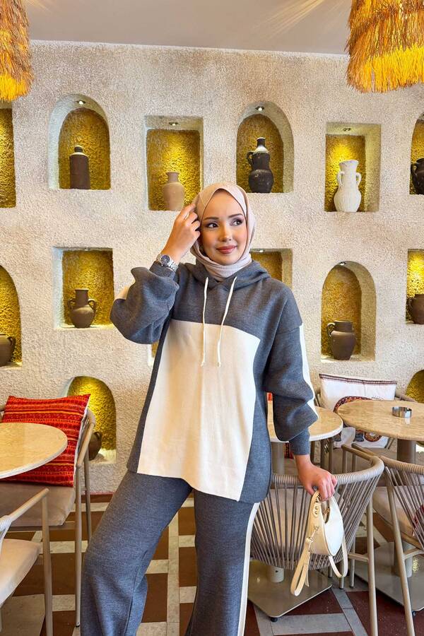 Mo - Kapüşonlu İki Renk Triko Takım Gri (1)