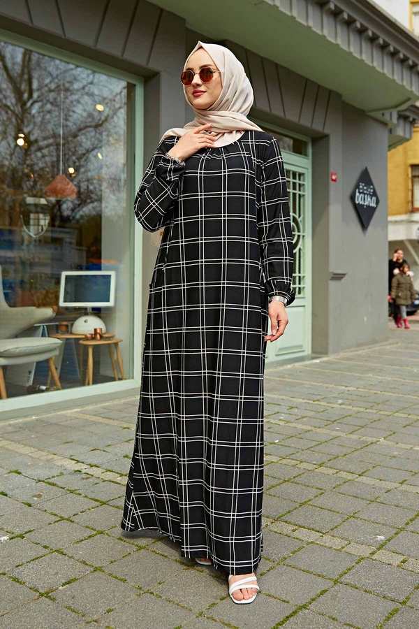 FRZ - Kare Desenli Tesettür Elbise 370FRZ17646 Siyah Beyaz