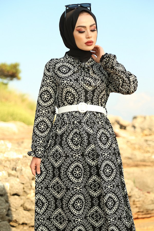  - Kıravatlı Etnik Desenli Tesettür Elbise 17651-6 Siyah (1)