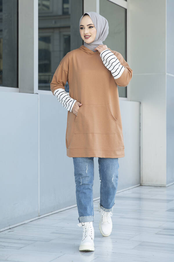 Kolları Çizgili Tesettür Spor Tunik Camel Kolları Çizgili Tesettür Spor Tunik Camel
