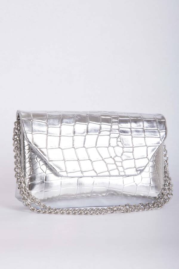 Dmç - Kroko Desen Zincir Askılı Portföy Çanta Gümüş