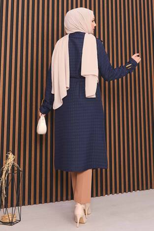 Kruvaze Yaka Kemerli Tesettür Kapitone Trençkot Lacivert - Thumbnail