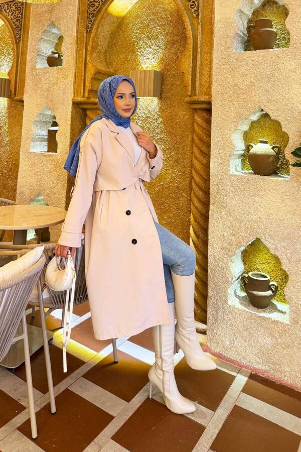 Kuşak Detaylı Omuz Apoletli Trençkot Krem Kuşak Detaylı Omuz Apoletli Trençkot Krem