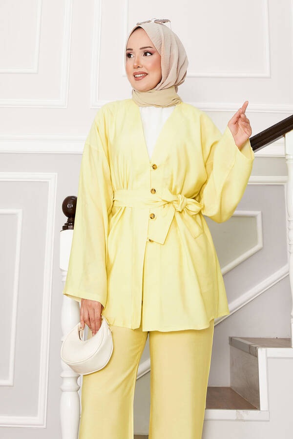 MD - Kuşaklı Ve Düğmeli Kimono Takım Sarı (1) MD - Kuşaklı Ve Düğmeli Kimono Takım Sarı (1)