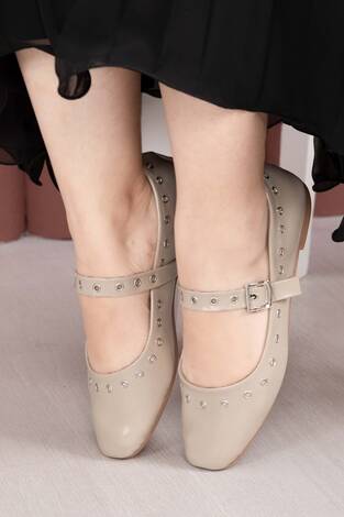 Kuşgözü Detaylı Mary Jane Babet Ayakkabı Bej - Thumbnail