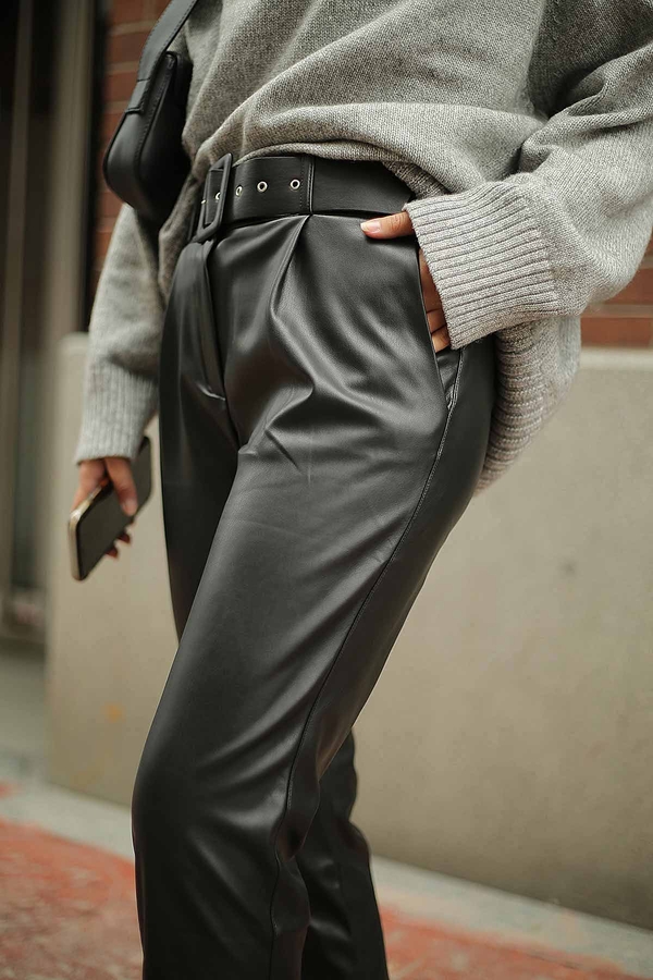 Leather belted Pants 33407 
