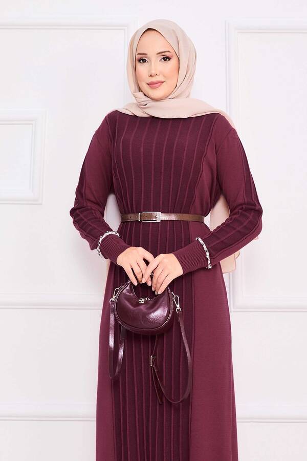Frx - Manşeti Ve Eteği Taş İşlemeli Tesettür Triko Elbise Bordo (1)