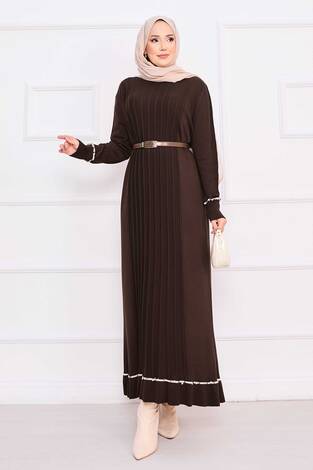 Manşeti Ve Eteği Taş İşlemeli Tesettür Triko Elbise Kahve - Thumbnail