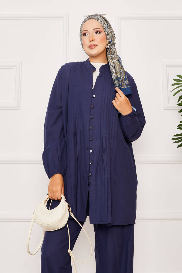 Htn - Nervür Detaylı Brit Düğmeli İkili Takım Lacivert (1) Htn - Nervür Detaylı Brit Düğmeli İkili Takım Lacivert (1)