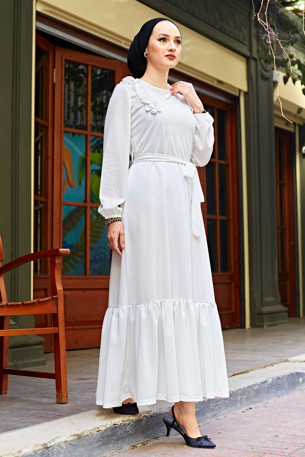 Omuz Fırfırlı Tesettür Elbise 220SH-6741 Beyaz