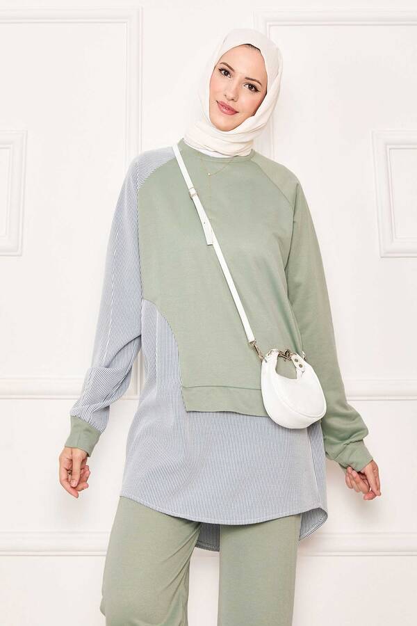 CVN - Önü Asimetrik Çizgi Garnili İkili Takım Su Yeşili (1)
