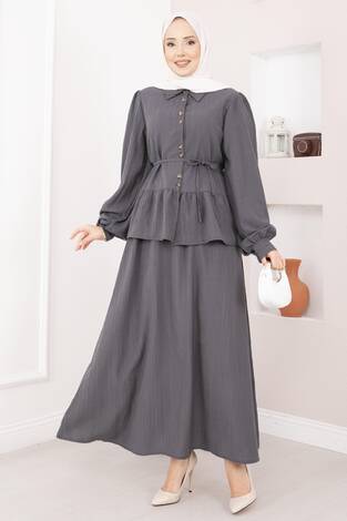 Önü Düğme Detaylı Etekli İkili Takım Gri