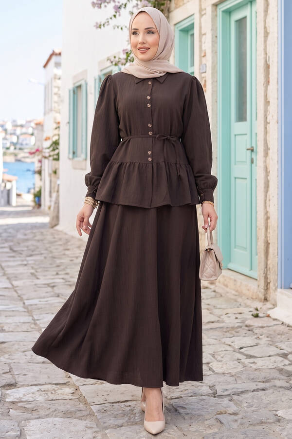 Zmr - Önü Düğme Detaylı Etekli İkili Takım Kahve