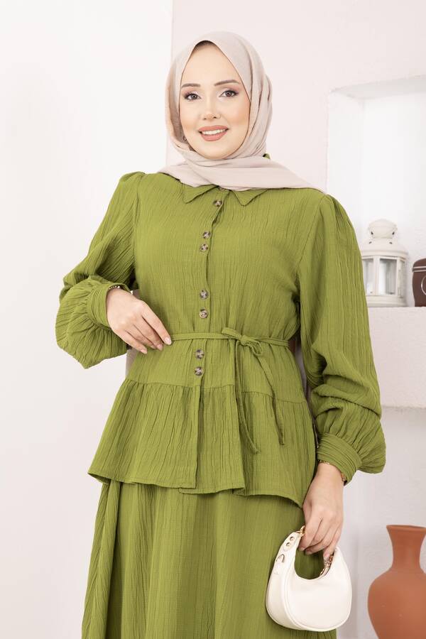 Zmr - Önü Düğme Detaylı Etekli İkili Takım Yağ Yeşil (1)