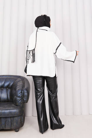 Önü Düğmeli Cep Detaylı Atkılı Ceket Beyaz - Thumbnail