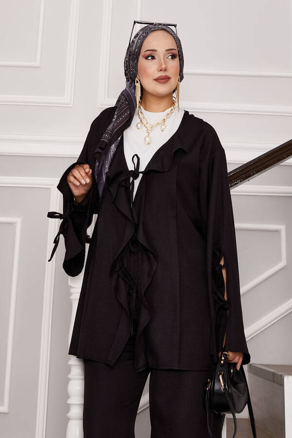 Kap - Önü Ve Kolları Bağcık Detaylı İkili Takım Siyah (1) Kap - Önü Ve Kolları Bağcık Detaylı İkili Takım Siyah (1)