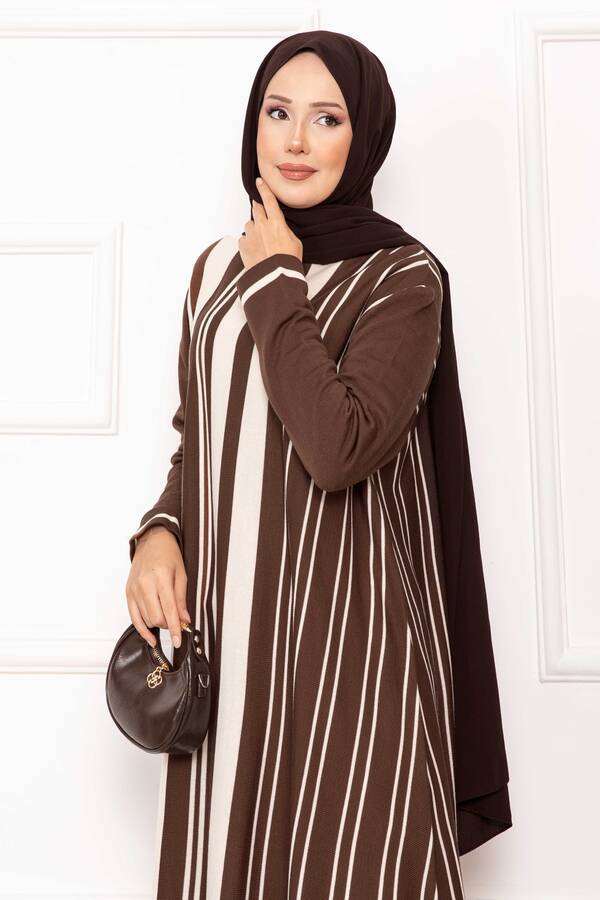 Frx - Oversize Dikey Şeritli Triko Tunik Kahve (1) Frx - Oversize Dikey Şeritli Triko Tunik Kahve (1)