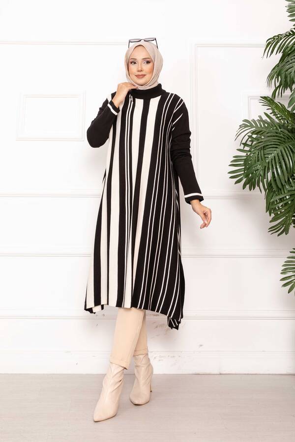 Oversize Dikey Şeritli Triko Tunik Siyah Oversize Dikey Şeritli Triko Tunik Siyah