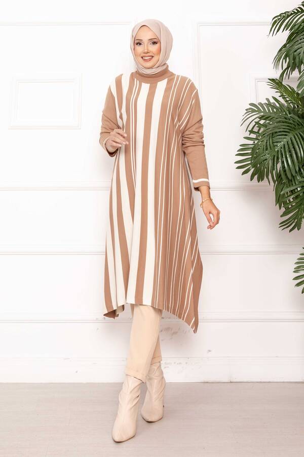 Oversize Dikey Şeritli Triko Tunik TEN Oversize Dikey Şeritli Triko Tunik TEN