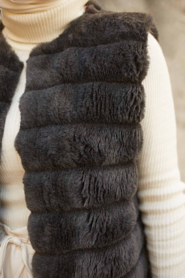  - Peluş Tesettür Yelek 2144-3 Füme (1)
