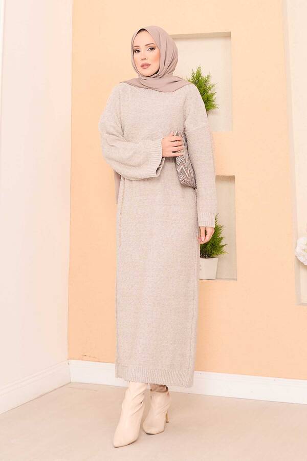 RAF - Pıtırcık Dokulu Oversize Tesettür Elbise Bej RAF - Pıtırcık Dokulu Oversize Tesettür Elbise Bej