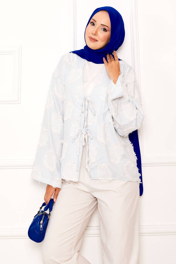 Svs - Püskül Detay Önü Bağlamalı Kimono Mavi (1) Svs - Püskül Detay Önü Bağlamalı Kimono Mavi (1)