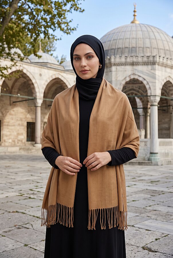 Püsküllü Omuz Şalı Camel (1)