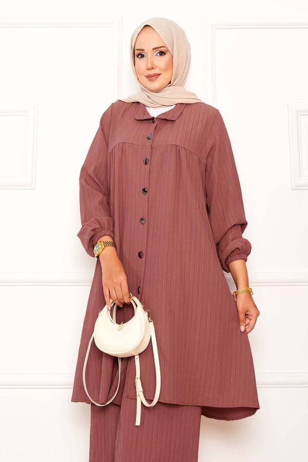 Zmr - Roba Detaylı Boydan Düğmeli İkili Takım Kiremit (1) Zmr - Roba Detaylı Boydan Düğmeli İkili Takım Kiremit (1)