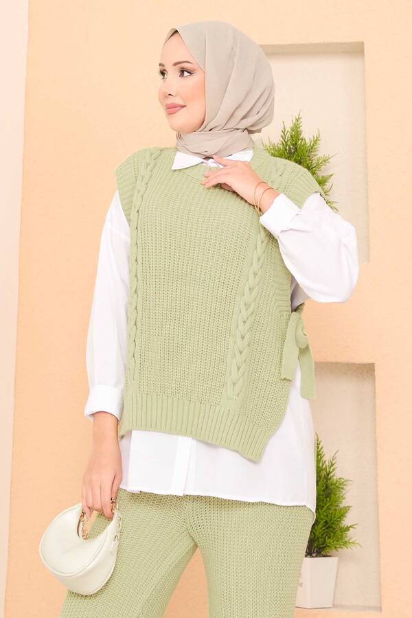 Hvl - Saç Örgü Triko Üçlü Tesettür Takım Mint (1) Hvl - Saç Örgü Triko Üçlü Tesettür Takım Mint (1)