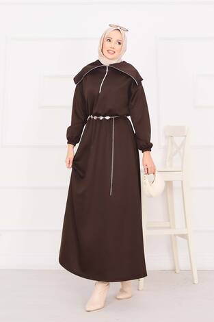 Şal Yaka Beli Büzgülü Zincir Kemerli Tesettür Elbise Kahve - Thumbnail