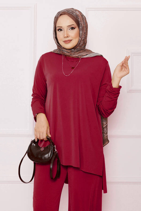 Özk - Salaş Rahat Kalıp İkili Sandy Takım Kırmızı (1) Özk - Salaş Rahat Kalıp İkili Sandy Takım Kırmızı (1)