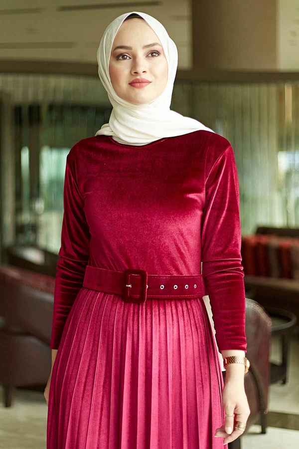  - Piliseli Kadife Tesettür Elbise 8797-2 Bordo (1)