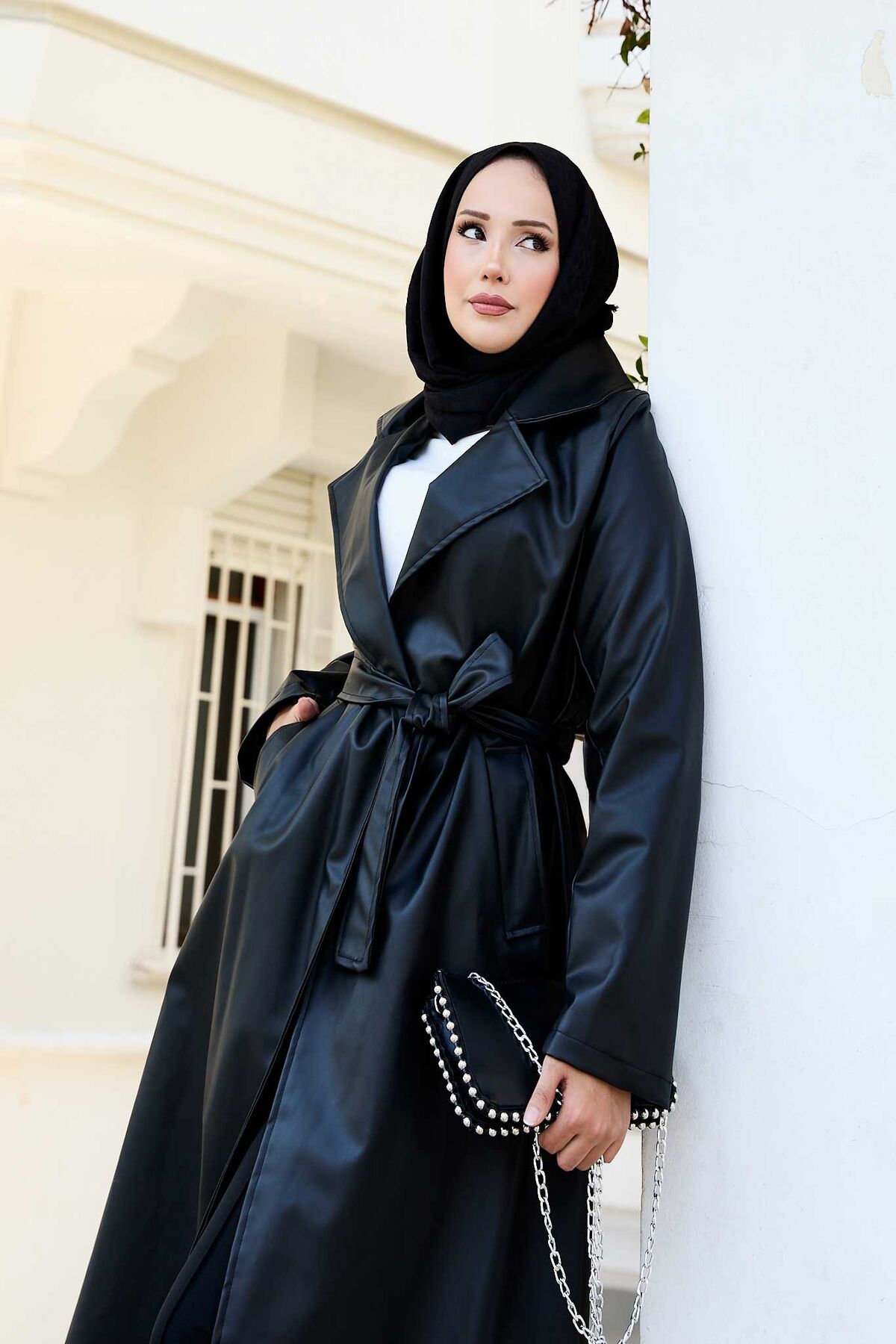 Seyyar Kuşaklı Deri Kap Siyah Seyyar Kuşaklı Deri Kap Siyah