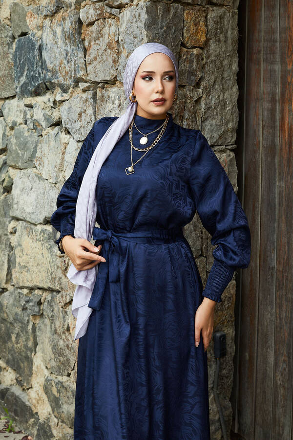 MD - Seyyar Kuşaklı Kolları Gipeli Jakar Elbise Lacivert (1)