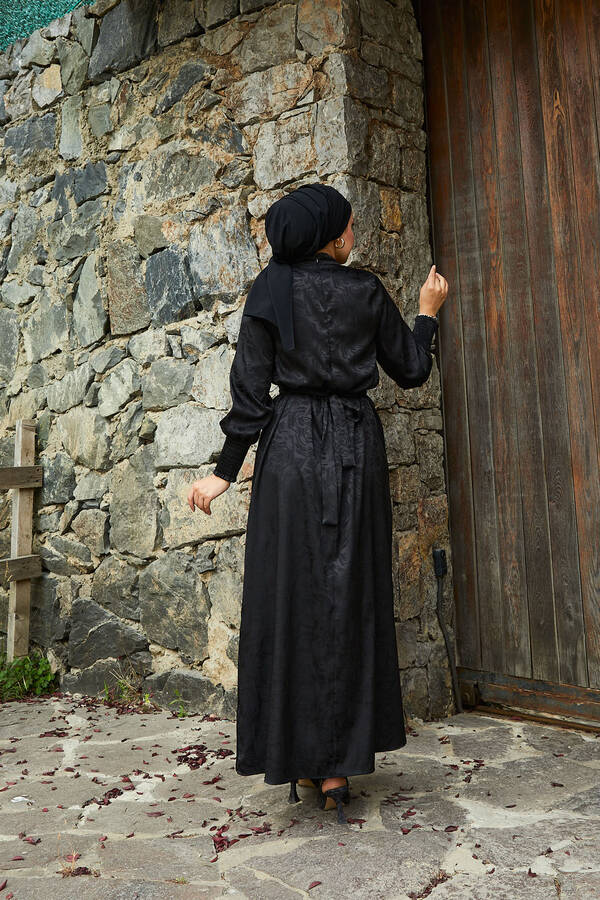 Seyyar Kuşaklı Kolları Gipeli Jakar Elbise Siyah - 5