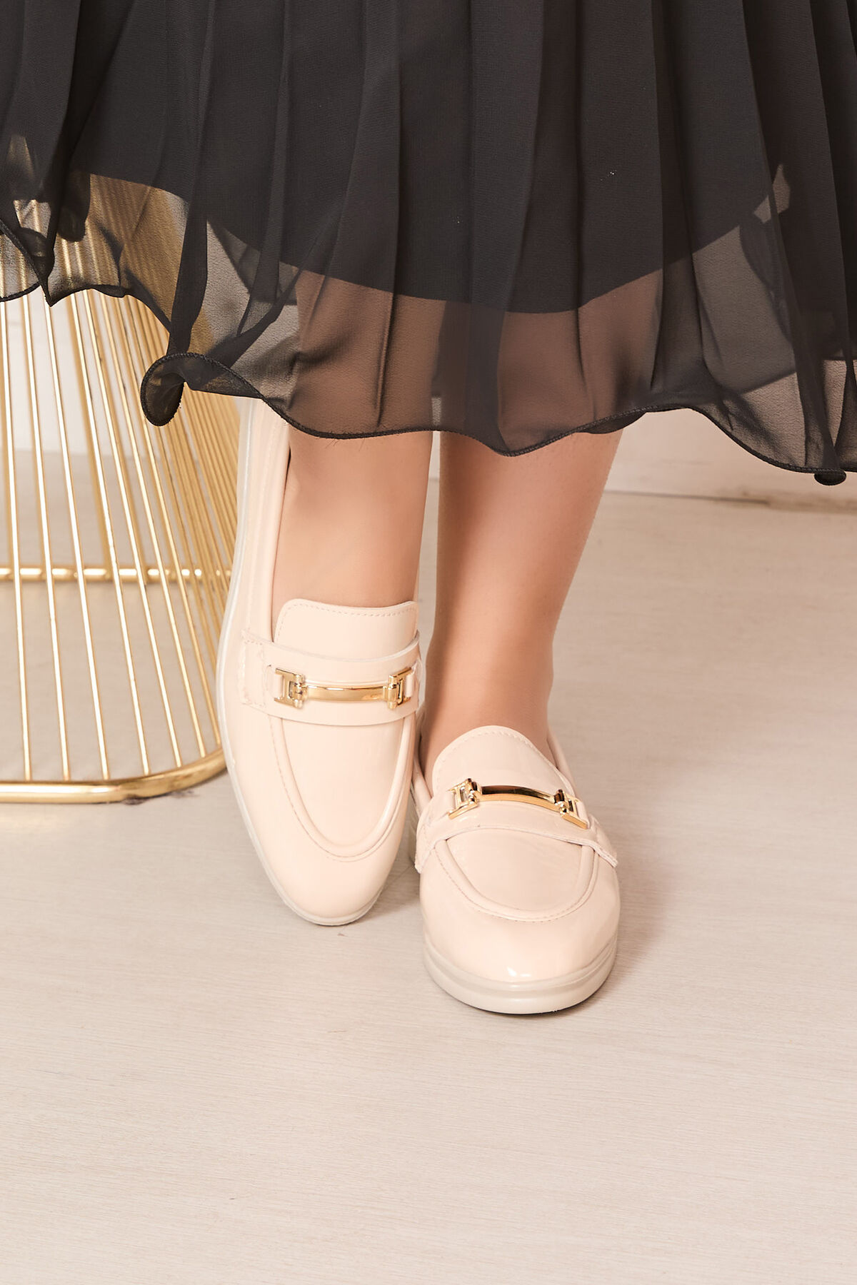 Şık Metal Tokalı Klasik Loafer Ayakkabı Bej Şık Metal Tokalı Klasik Loafer Ayakkabı Bej