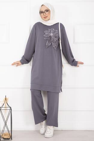 Taş İşlemeli Kabartma Çiçekli Tesettür Takım Gri - Thumbnail