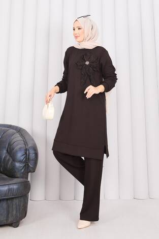 Taş İşlemeli Kabartma Çiçekli Tesettür Takım Kahve