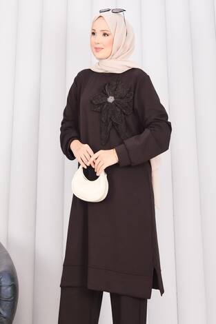 Taş İşlemeli Kabartma Çiçekli Tesettür Takım Kahve - Thumbnail