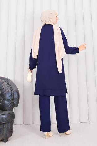 Taş İşlemeli Kabartma Çiçekli Tesettür Takım Lacivert - Thumbnail