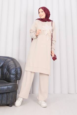 Taş İşlemeli Kabartma Çiçekli Tesettür Takım Taş - Thumbnail