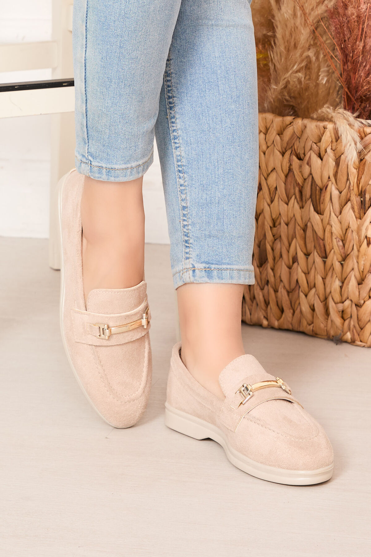 Tokalı Süet Loafer Ayakkabı Bej Tokalı Süet Loafer Ayakkabı Bej