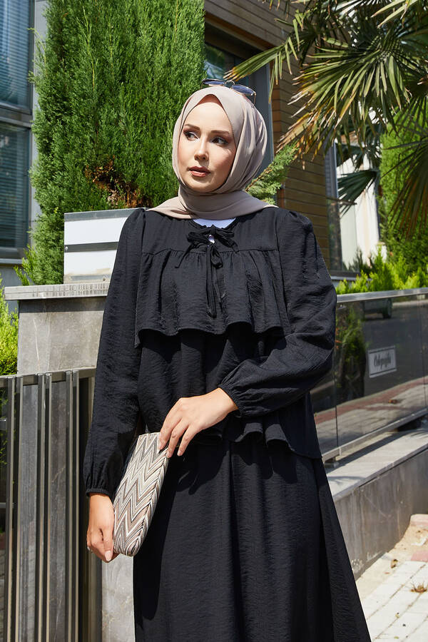 MD - Volan Detaylı Etekli İkili Takım Siyah (1)