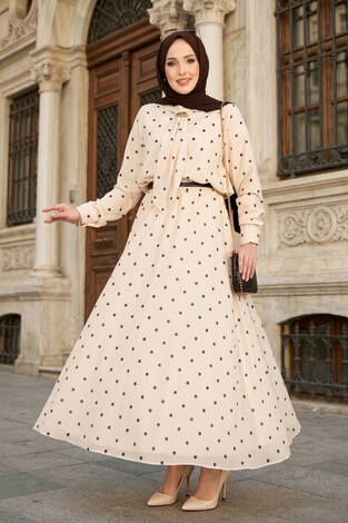 Yaka Fularlı Puantiyeli Etekli Takım Krem