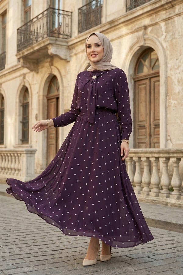 Yuq - Yaka Fularlı Puantiyeli Etekli Takım Mürdüm