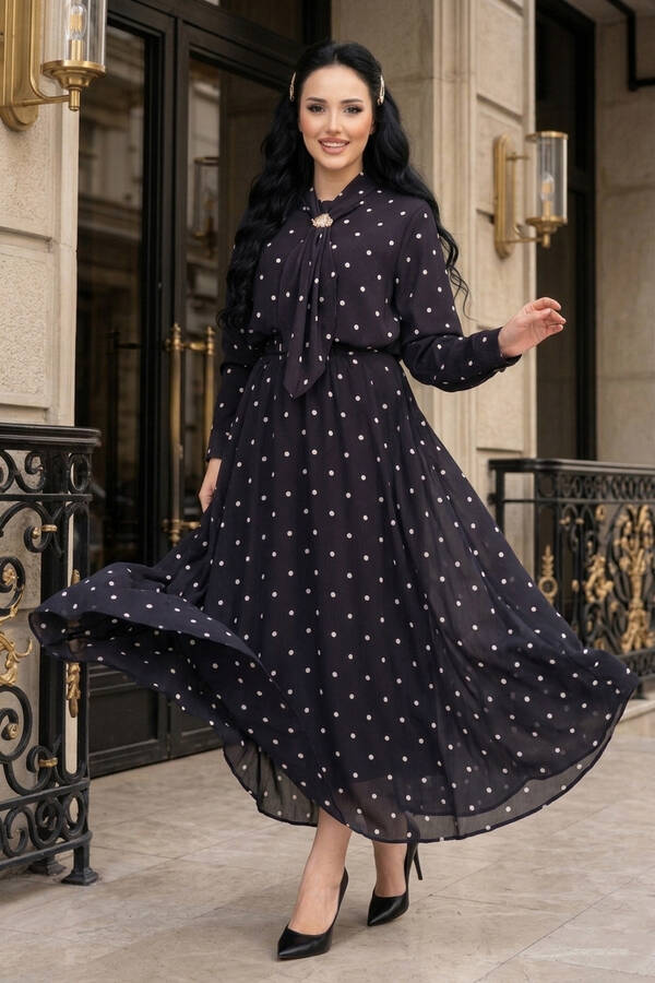 Yuq - Yaka Fularlı Puantiyeli Etekli Takım Siyah